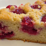 raspberry-streusel-coffee-cake-sliced